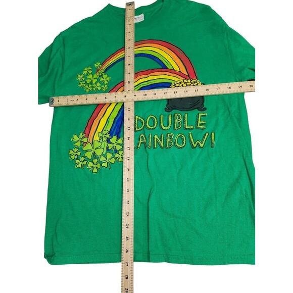 Gildan Medium Green Double Rainbow Pot of Gold T-Shirt Tee‎ Top - Picture 4 of 5
